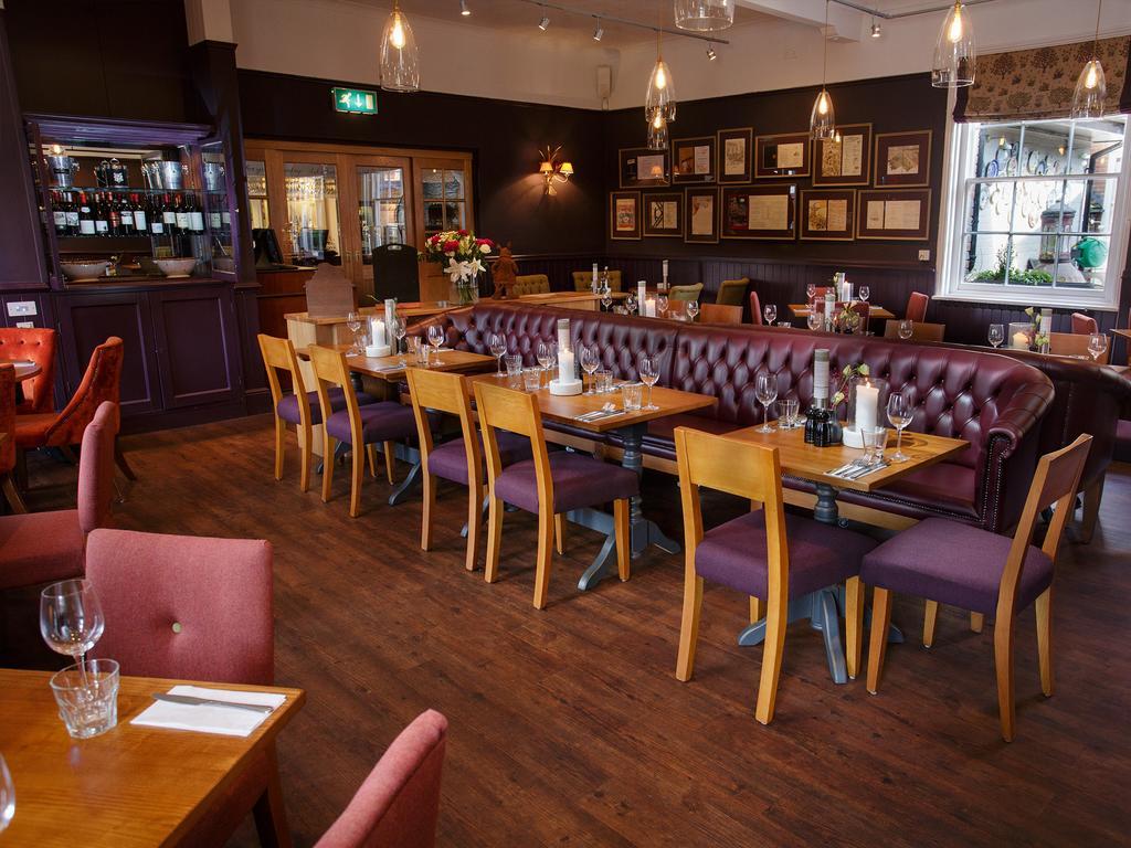 The Richard Onslow Cranleigh Esterno foto
